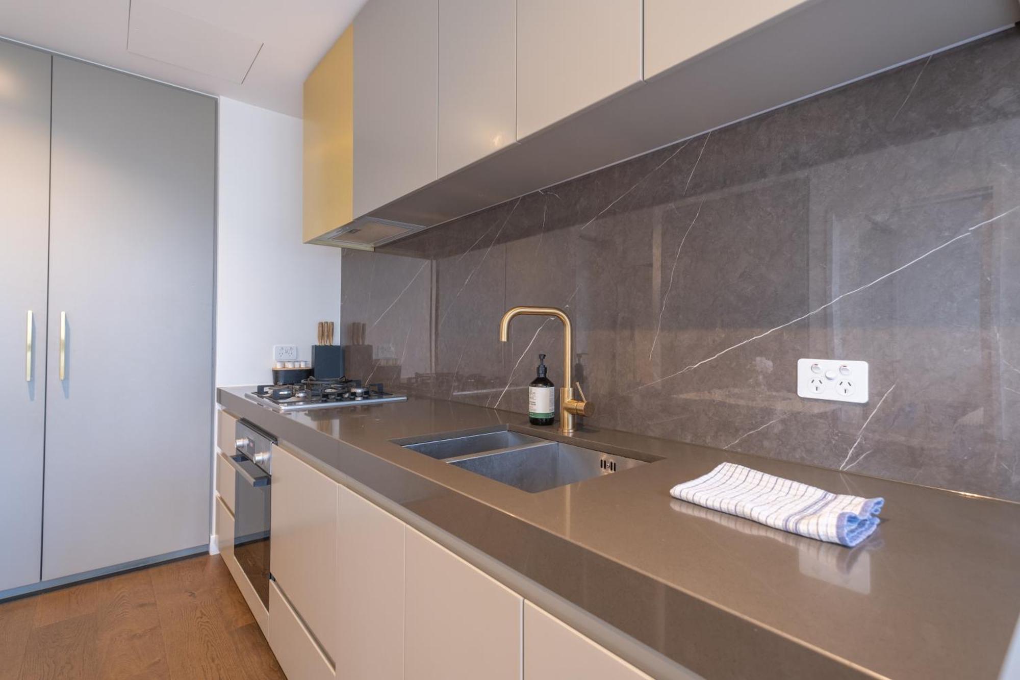 Relaxed 1Br1Ba City View Apt Wifi In Cbd Melbourne Esterno foto